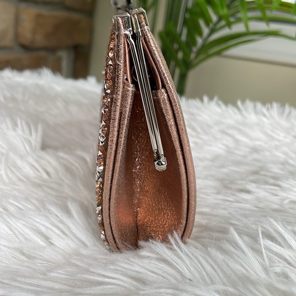 INC International Concepts ~ Lexy Rose Gold Clutch ~ NWT! - Picture 4 of 10